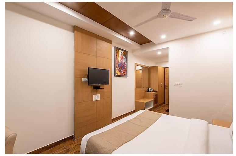 Shining Hills By Lawrence Hotels Mussoorie Extérieur photo