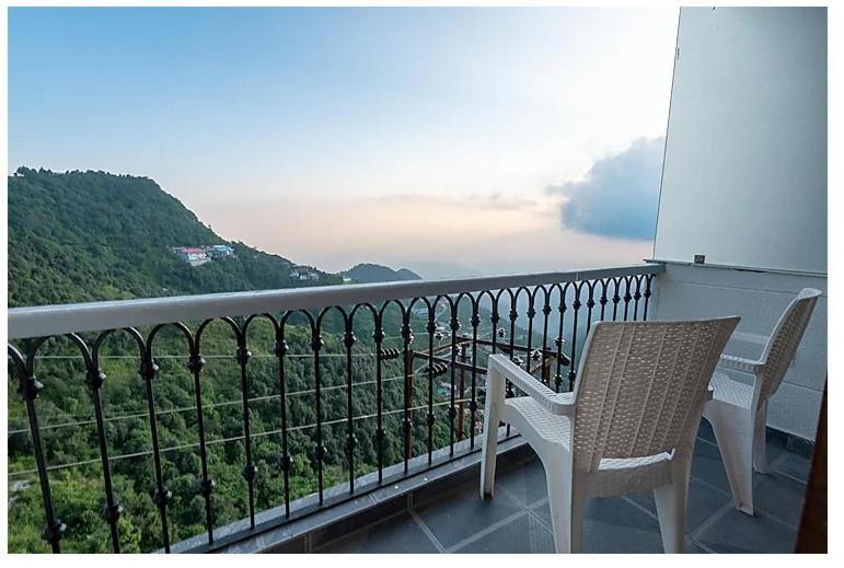 Shining Hills By Lawrence Hotels Mussoorie Extérieur photo